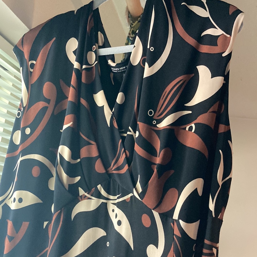 Beautiful neutral tone professional dress